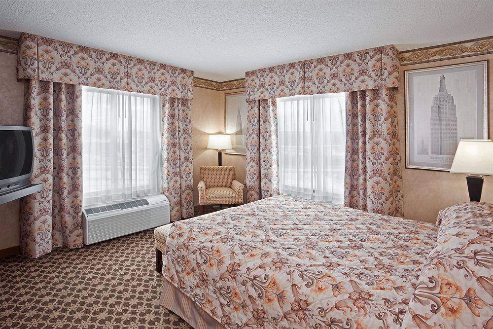 Holiday Inn Express & Suites - Sharon-Hermitage By Ihg West Middlesex Room photo