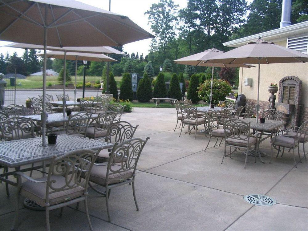 Holiday Inn Express & Suites - Sharon-Hermitage By Ihg West Middlesex Restaurant photo