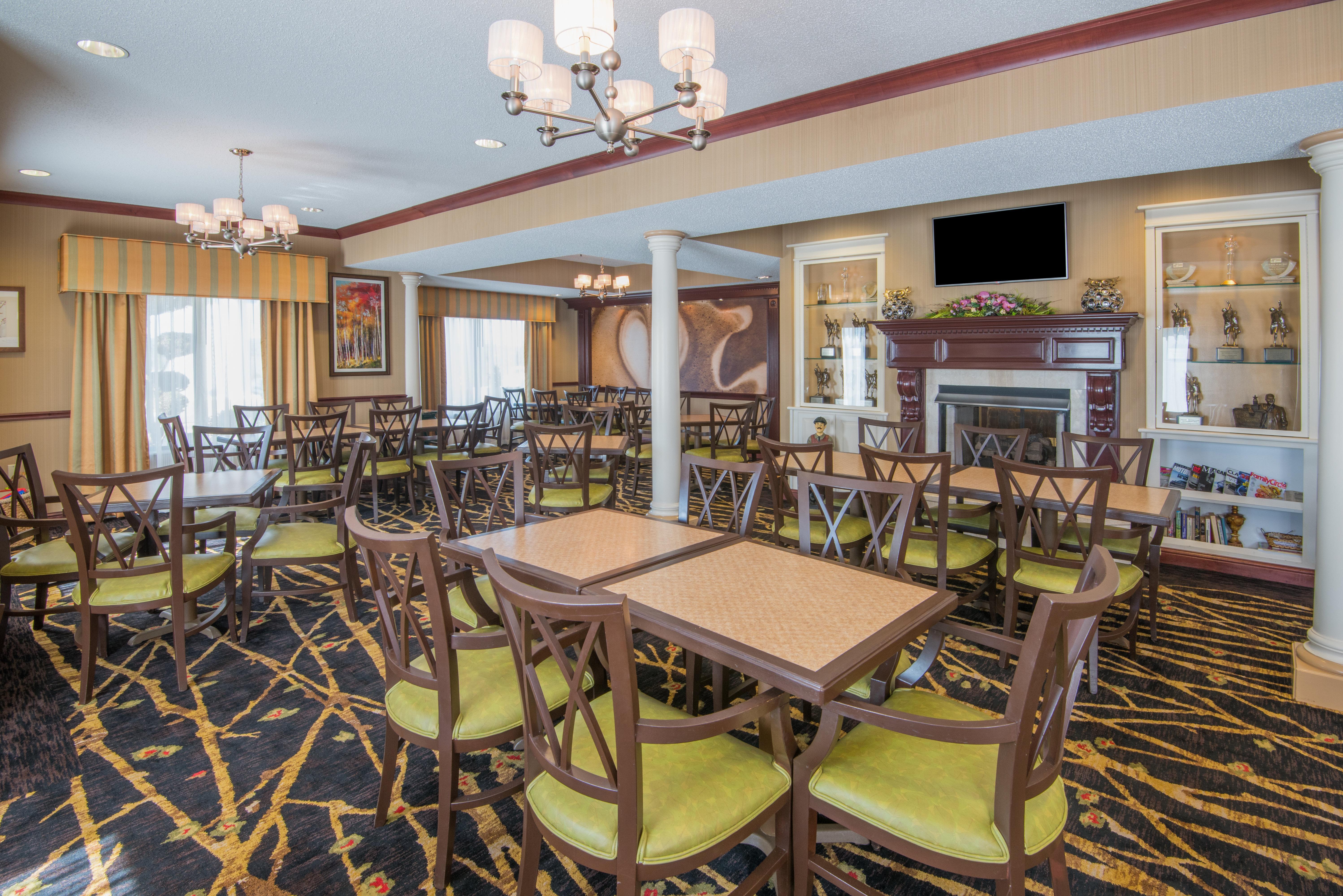 Holiday Inn Express & Suites - Sharon-Hermitage By Ihg West Middlesex Exterior photo
